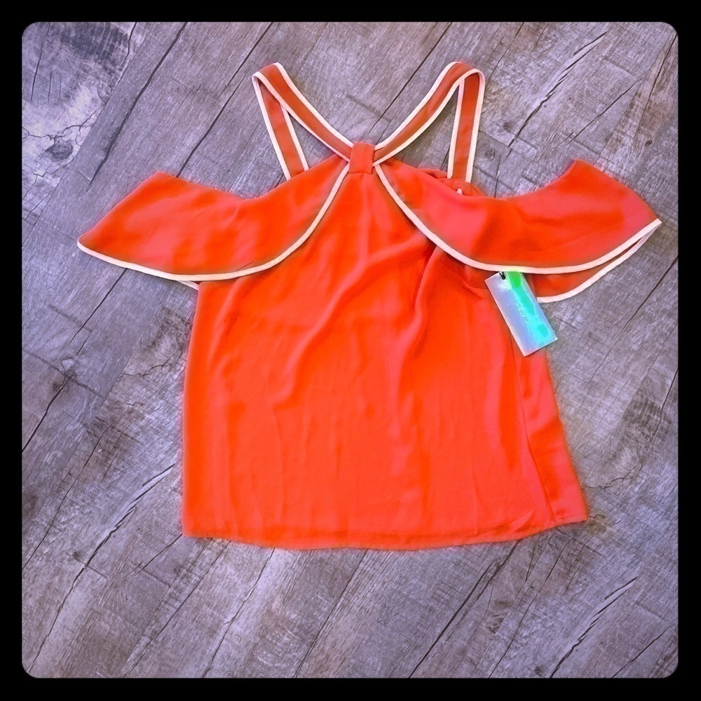 After Market Women's‎ Top